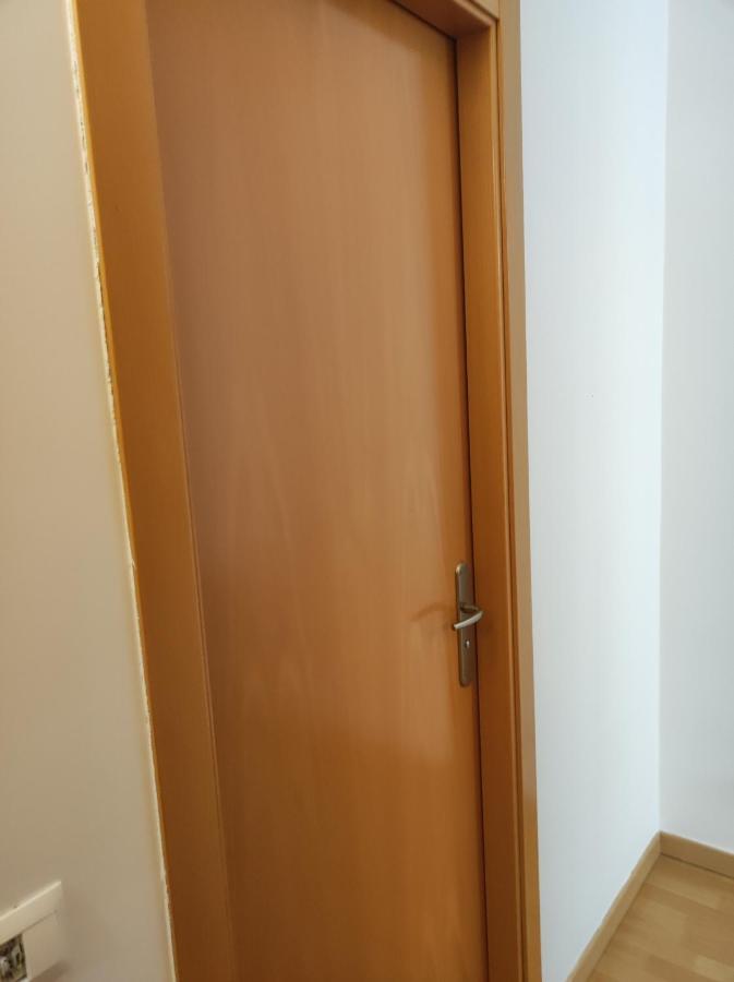 Hotel Arte Ruprestre Madryt Zewnętrze zdjęcie